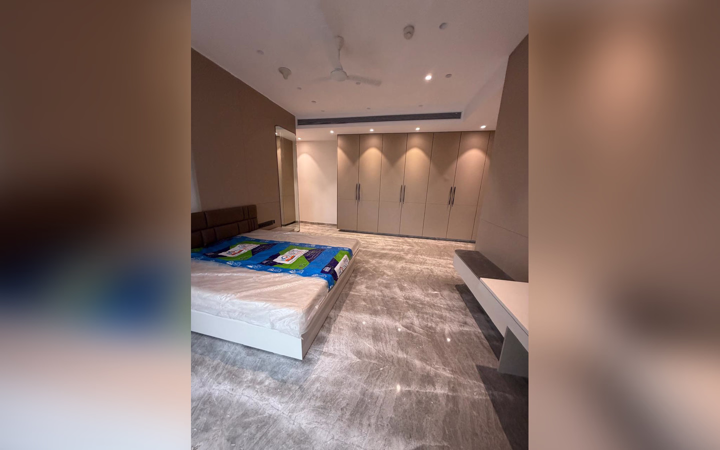 4 BHK for Rent in Lodha World View Lower Parel 02 4 BHK for Rent in Lodha World View, Lower Parel