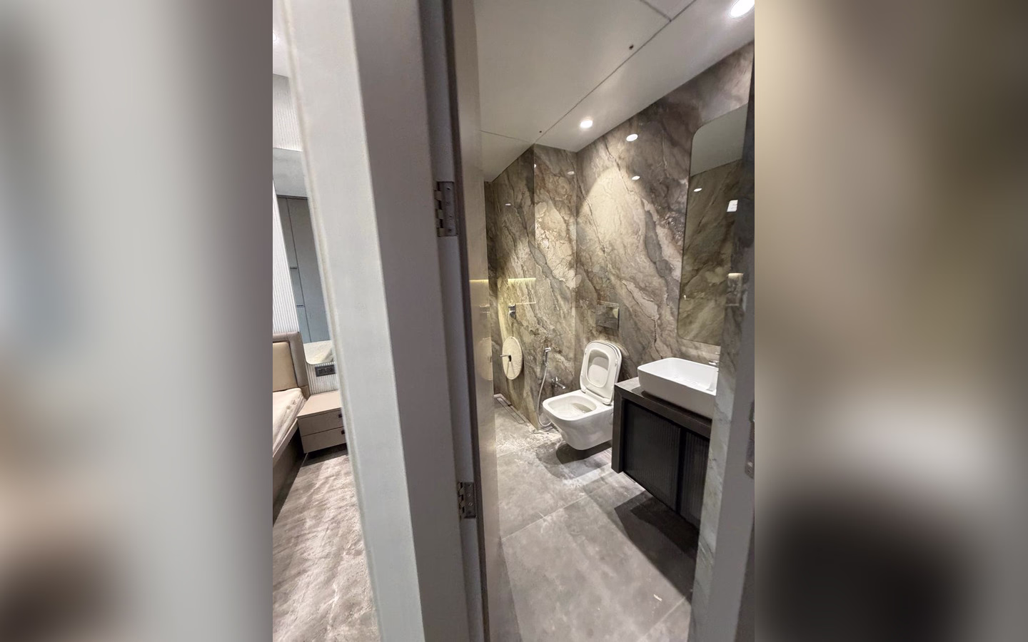 4 BHK for Rent in Lodha World View Lower Parel 07 4 BHK for Rent in Lodha World View, Lower Parel