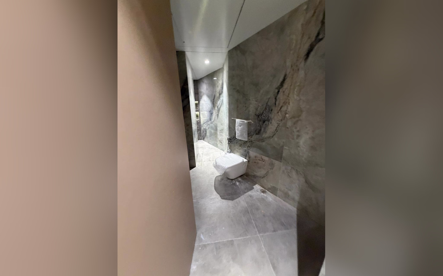 4 BHK for Rent in Lodha World View Lower Parel 11 4 BHK for Rent in Lodha World View, Lower Parel